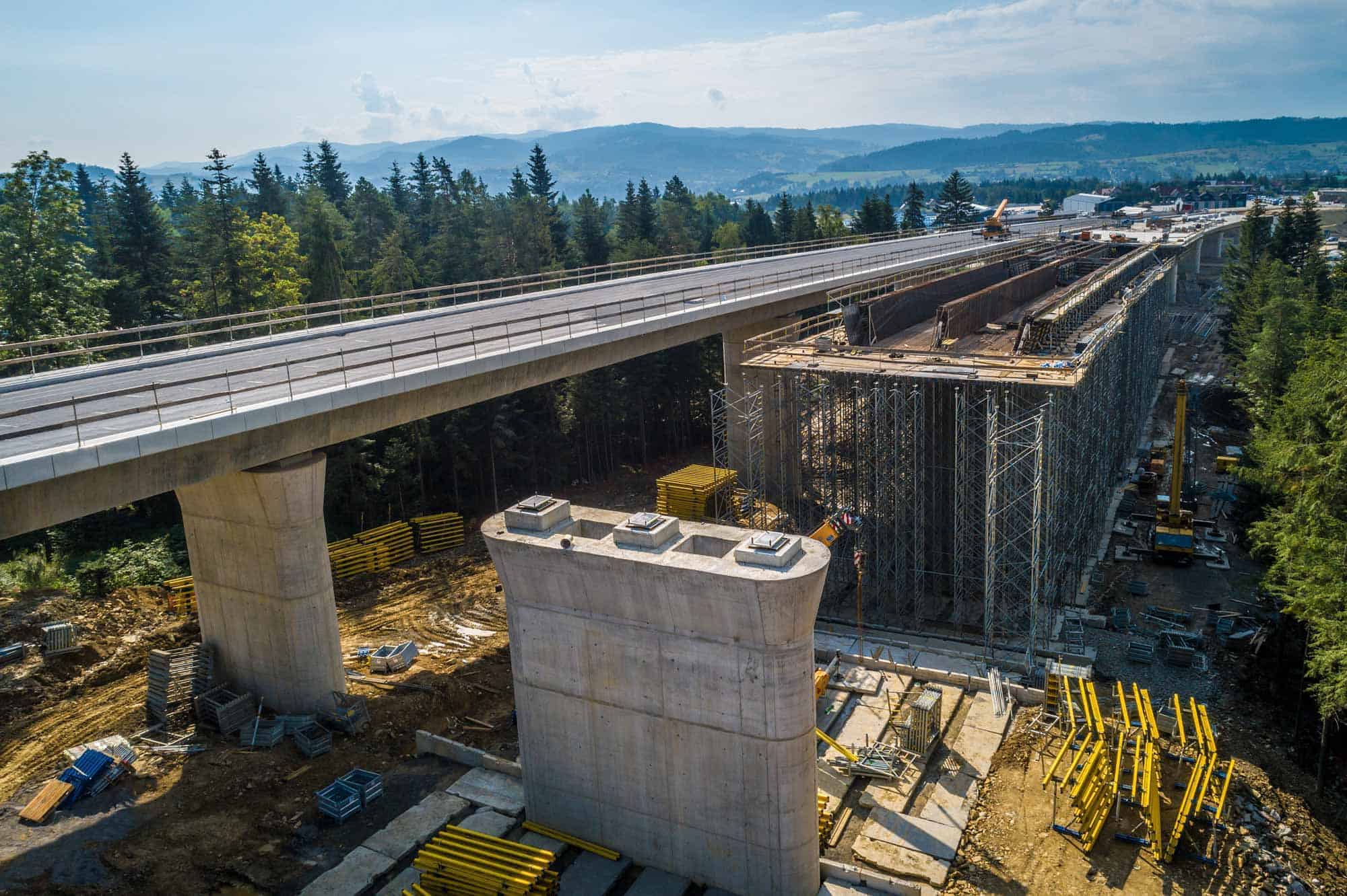 construction management major road and highway bridge construction site