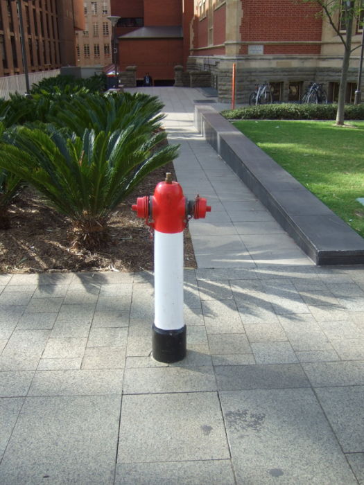 Small hydrant 