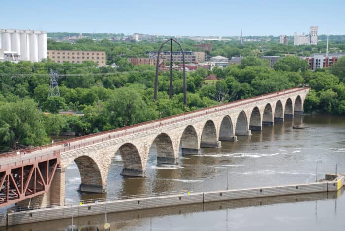 Historic Stone Arch Bridge. Minneapolis, MN